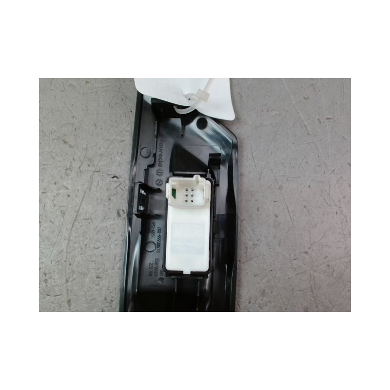 COMMANDE LEVE-GLACE PORTE ARD PEUGEOT 308 SW 2008-