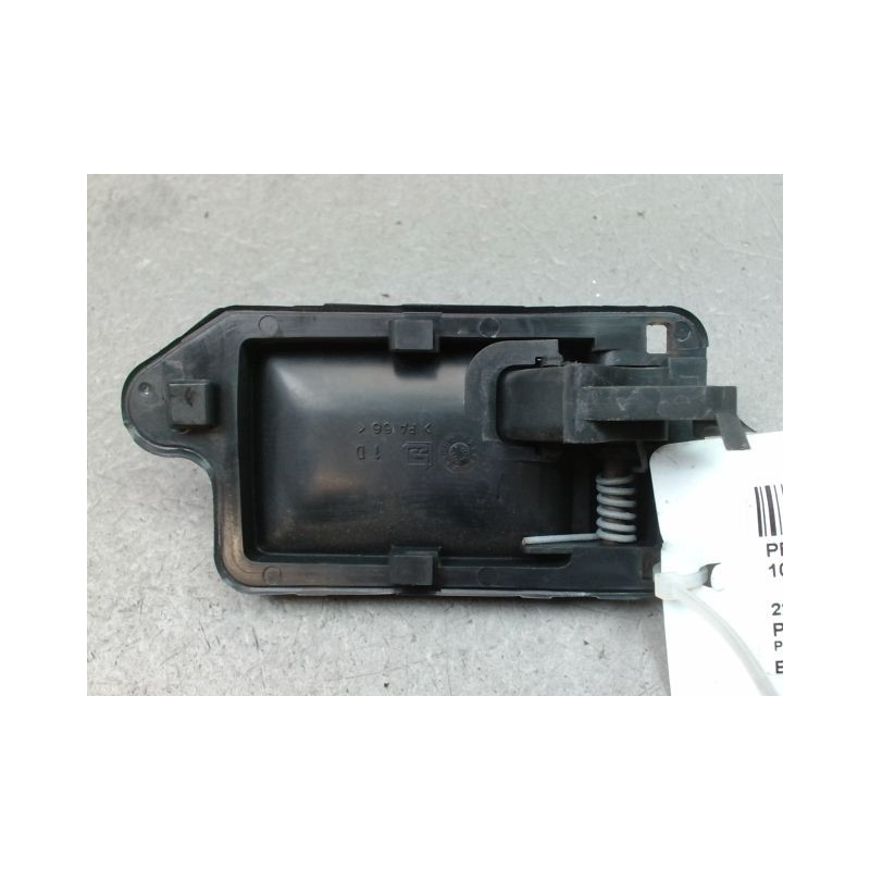 POIGNEE INTERIEURE PORTE AVANT DROIT PEUGEOT 106 Phase 2 1996-2003