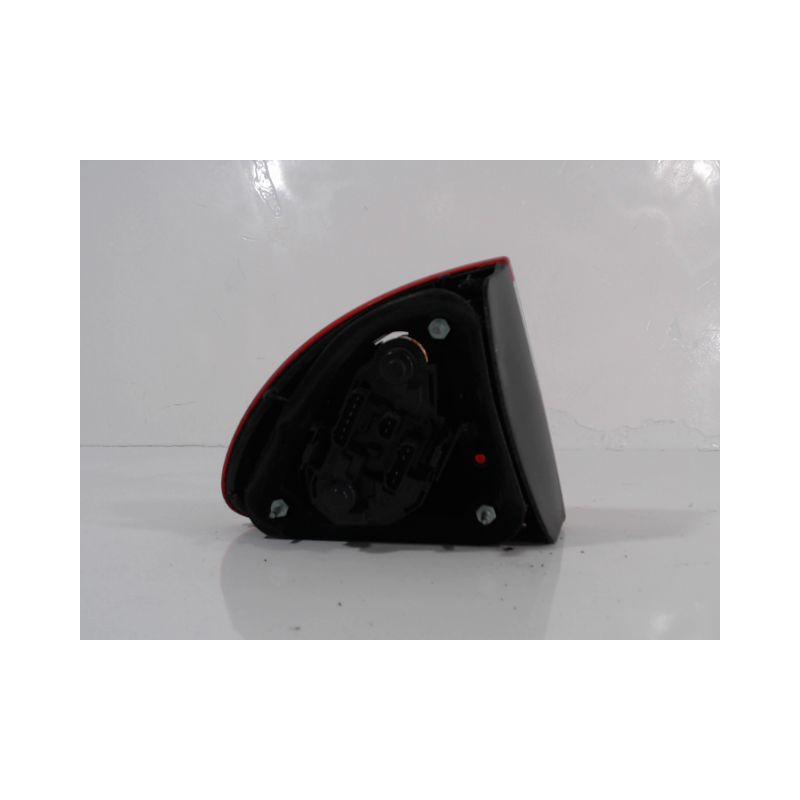 FEU ARRIERE DROIT SEAT LEON 2000-2006