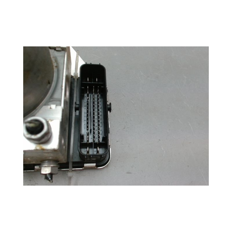 UNITE HYDRAULIQUE ABS AUDI Q3