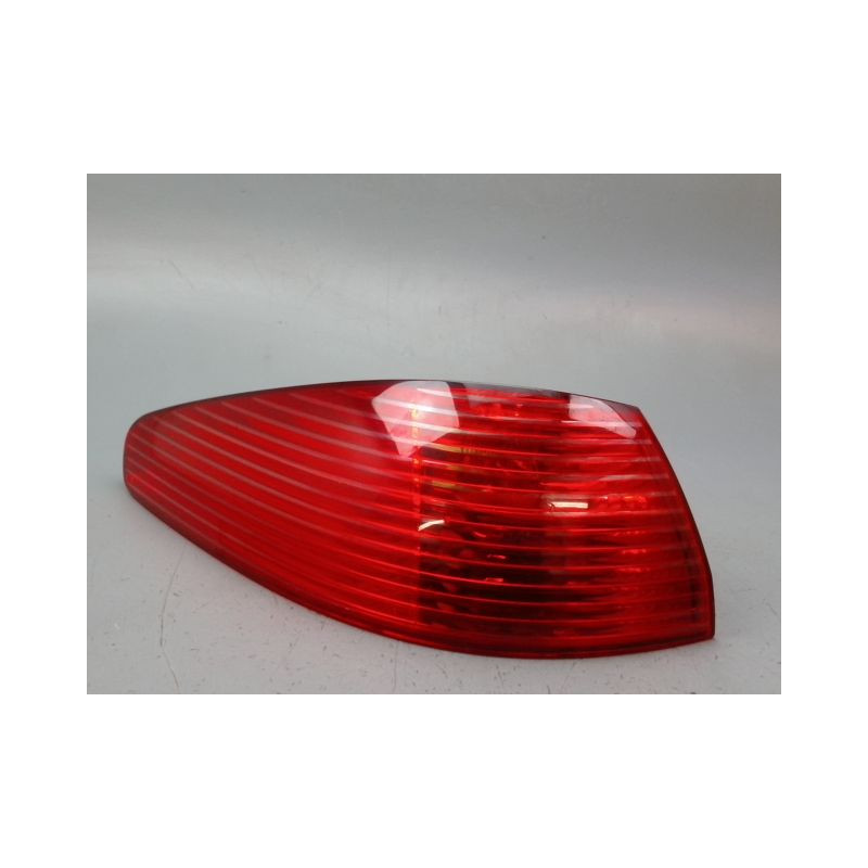 FEU ARRIERE GAUCHE  PEUGEOT 607 BERL. Phase 2 2004-2010