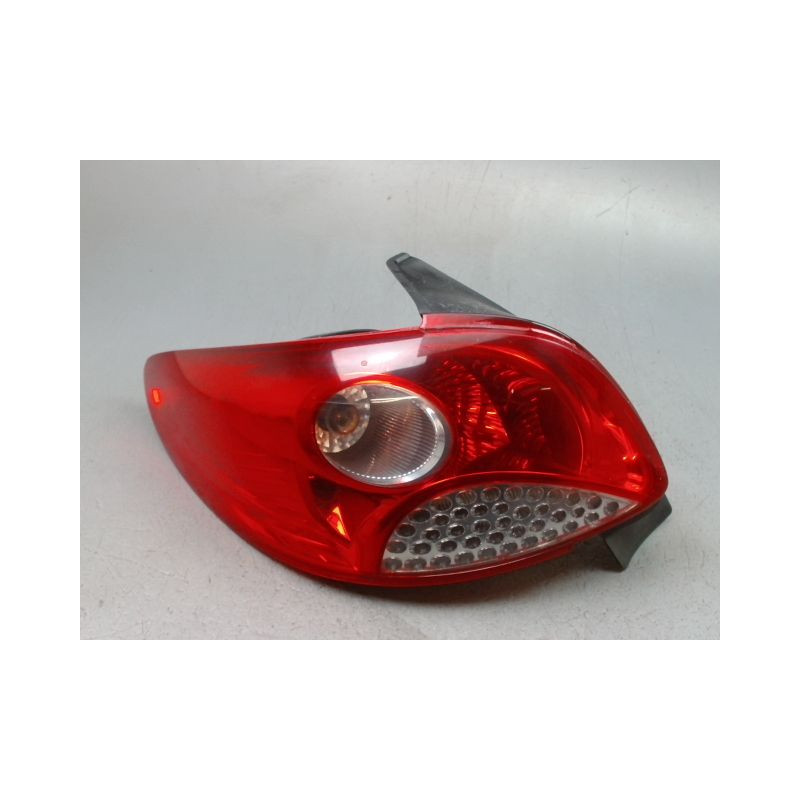 FEU ARRIERE GAUCHE  PEUGEOT 206 + 2009-2013