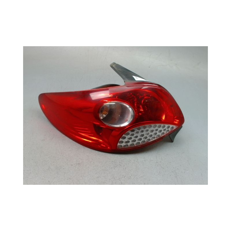 FEU ARRIERE GAUCHE  PEUGEOT 206 + 2009-2013
