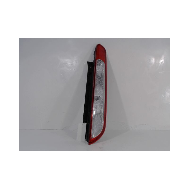 FEU ARRIERE DROIT FORD FOCUS 2008-
