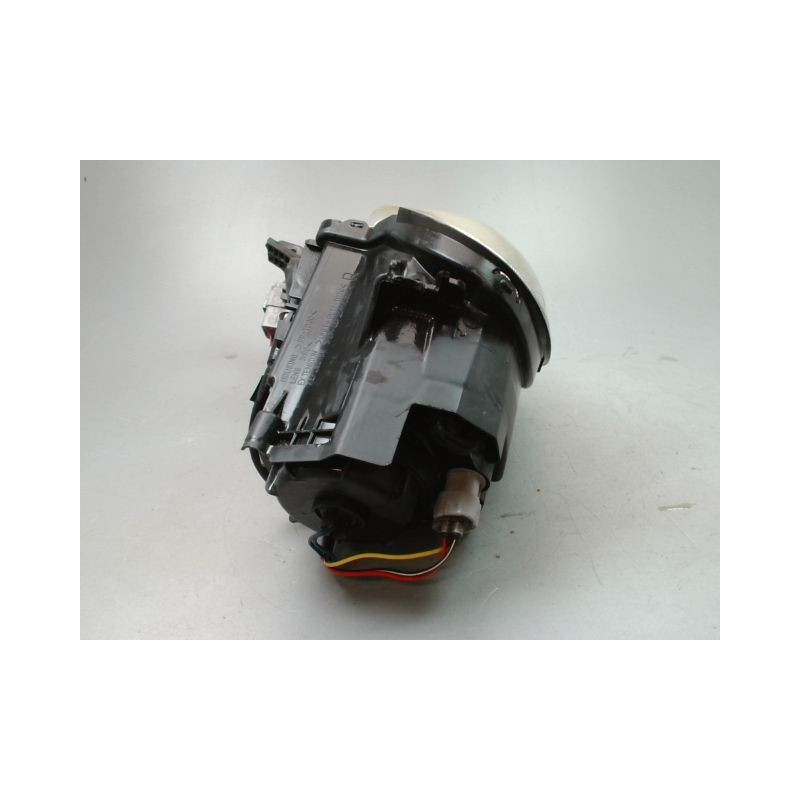 PHARE DROIT PEUGEOT ION