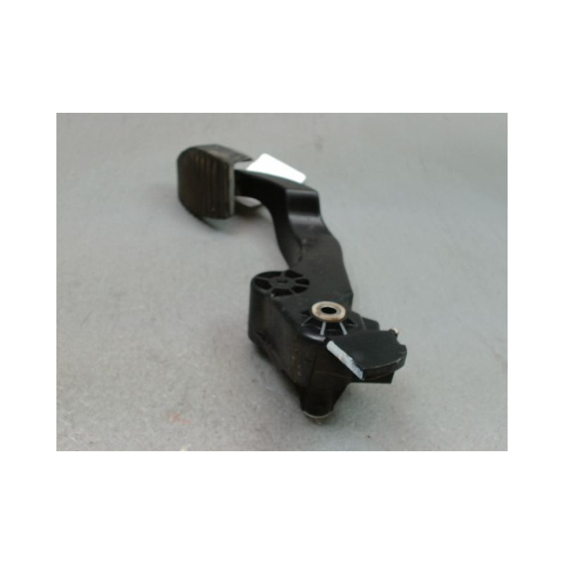 PEDALE EMBRAYAGE PEUGEOT 2008 Phase 1 2013-...