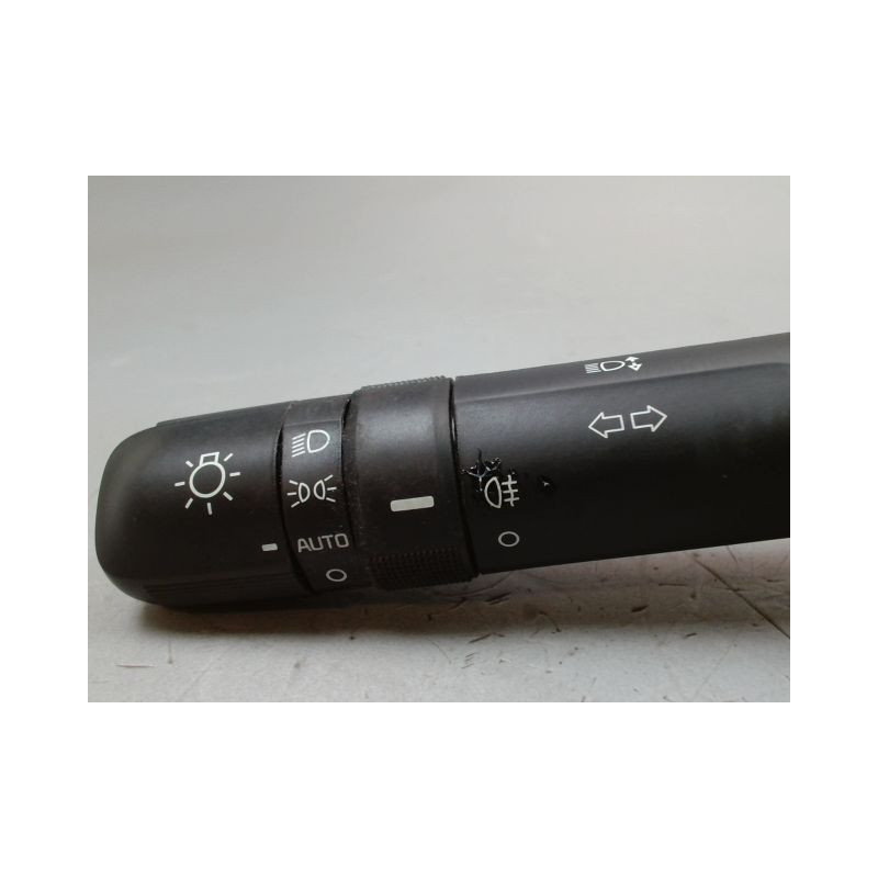 COMMANDE ECLAIRAGE KIA PICANTO
