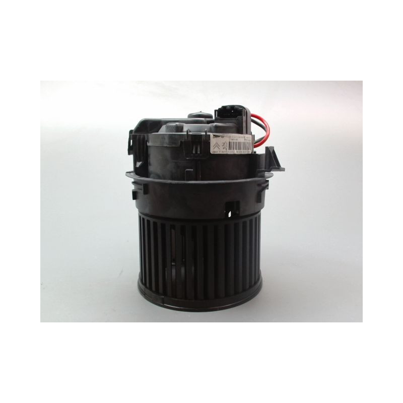 MOTEUR VENTILATEUR CHAUFFAGE PEUGEOT 308 2011-