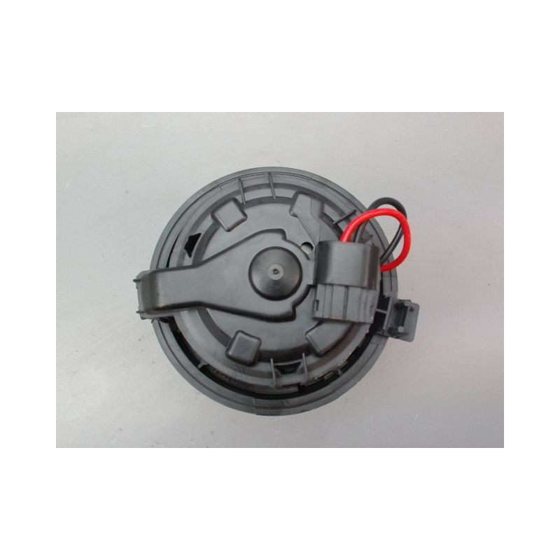 MOTEUR VENTILATEUR CHAUFFAGE PEUGEOT 308 2011-