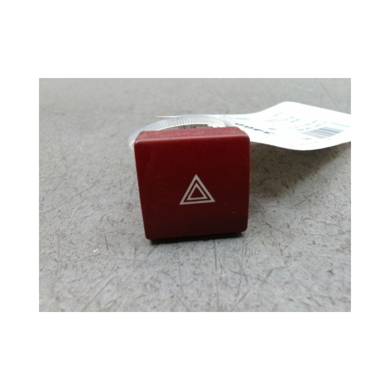 BOUTON DE WARNING PEUGEOT PARTNER FG II Phase 1 (B9) 2008-2012