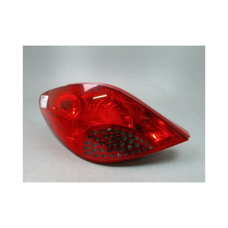 FEU ARRIERE GAUCHE  PEUGEOT 207 2006-2013