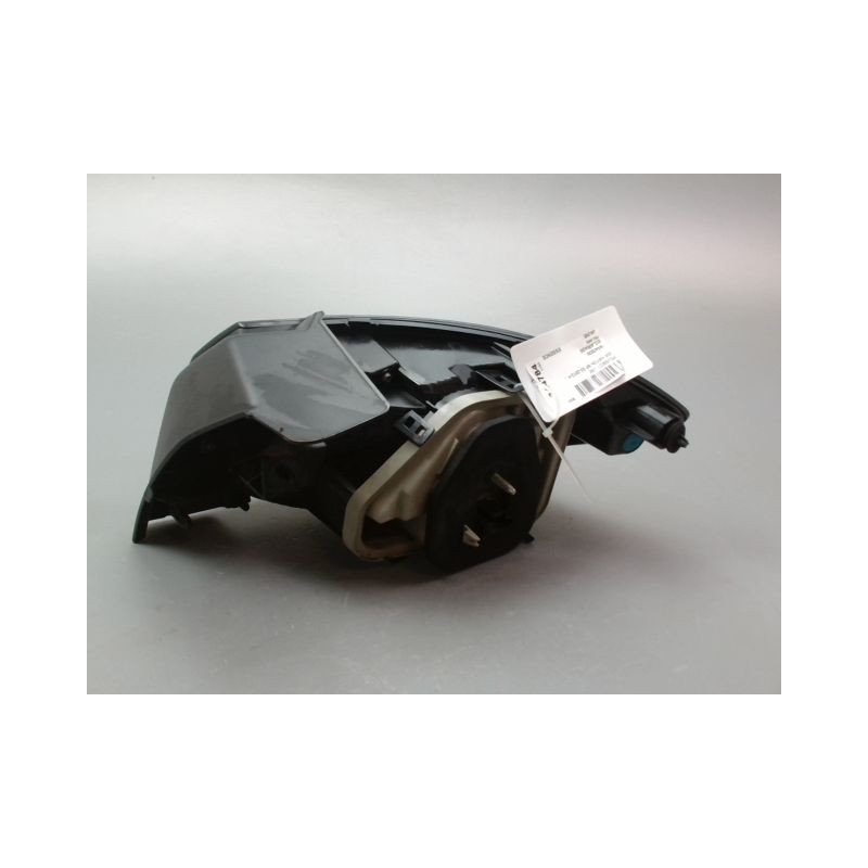 FEU ARRIERE GAUCHE  PEUGEOT 208 2012-...