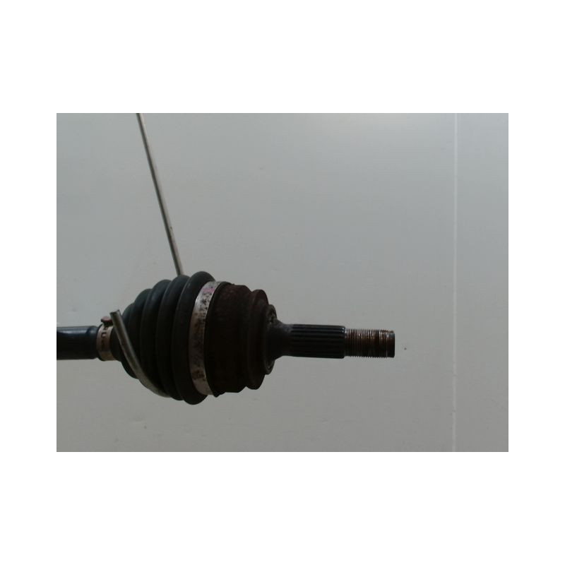 TRANSMISSION AVANT GAUCHE PEUGEOT 208 Phase 1 2012-... 1.2 VTI 82