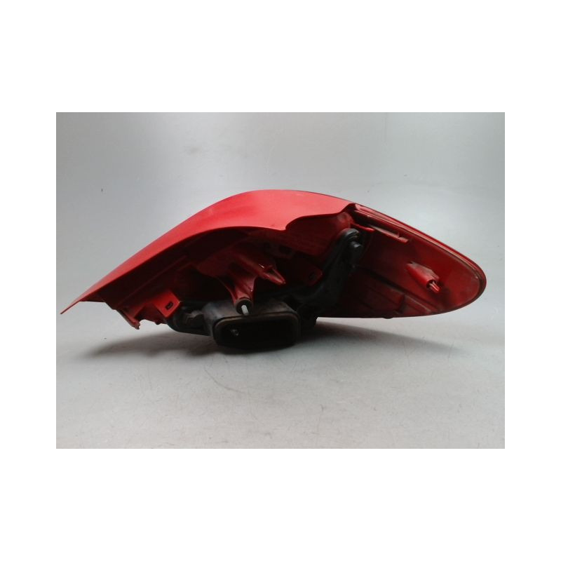 FEU ARRIERE GAUCHE  PEUGEOT 207 2006-2013