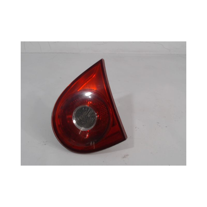 FEU ARRIERE INTERIEUR DROIT VOLKSWAGEN GOLF V 2003-2009