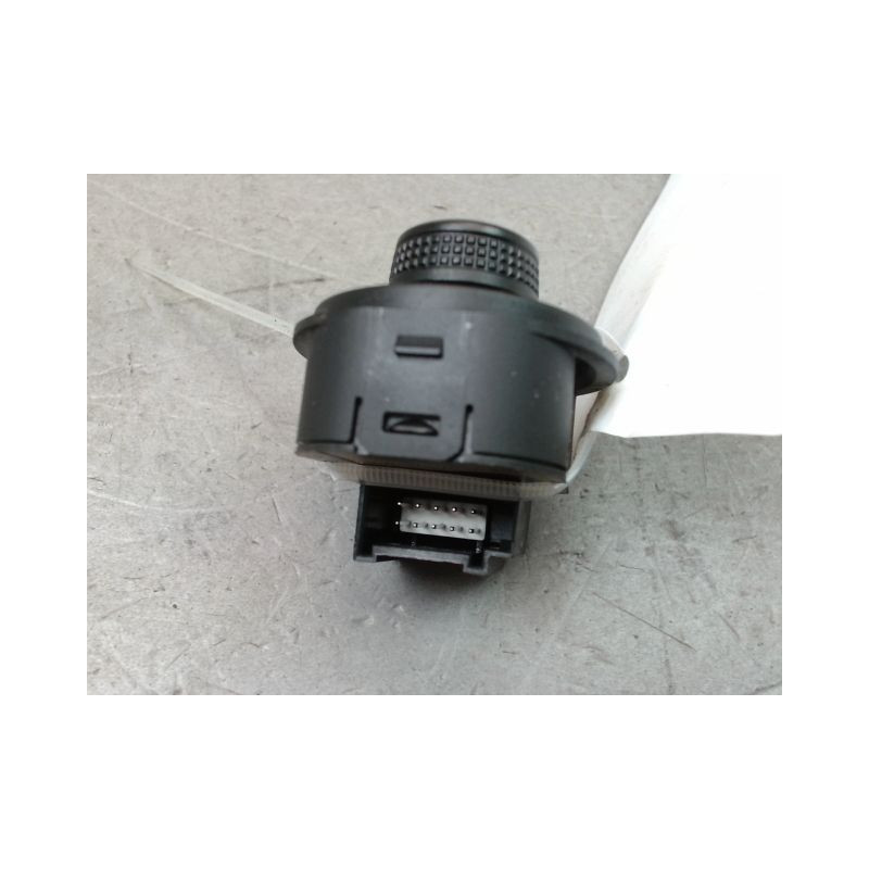 COMMANDE RETROVISSEUR EXTERIEUR ELECTRIQUE VOLKSWAGEN POLO 2005-