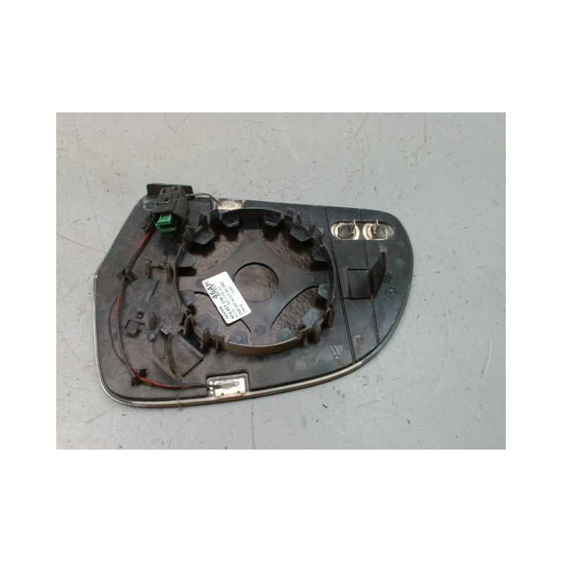GLACE RETROVISEUR EXT D AUDI A6 2004-