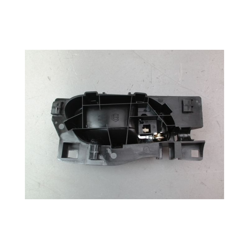 POIGNEE INTERIEURE PORTE AVANT GAUCHE PEUGEOT 207 2006-2013