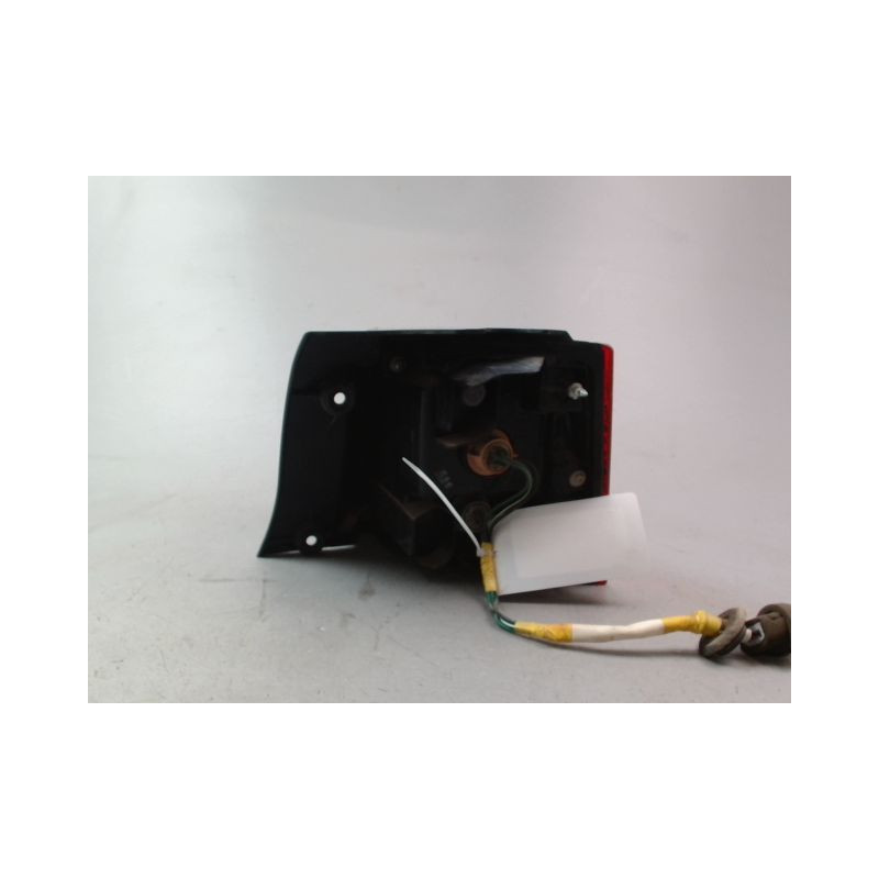 FEU ARRIERE GAUCHE  PEUGEOT 4007 BREAK 2007-2013