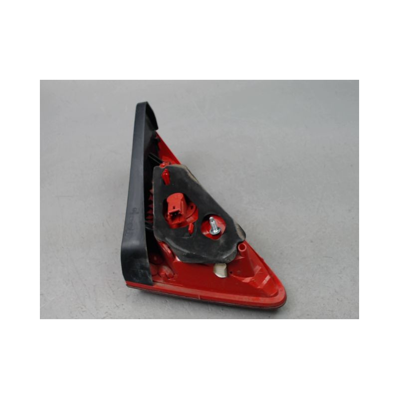 FEU ARRIERE INTERIEUR DROIT PEUGEOT 3008 BREAK I Phase 1 2009-2013