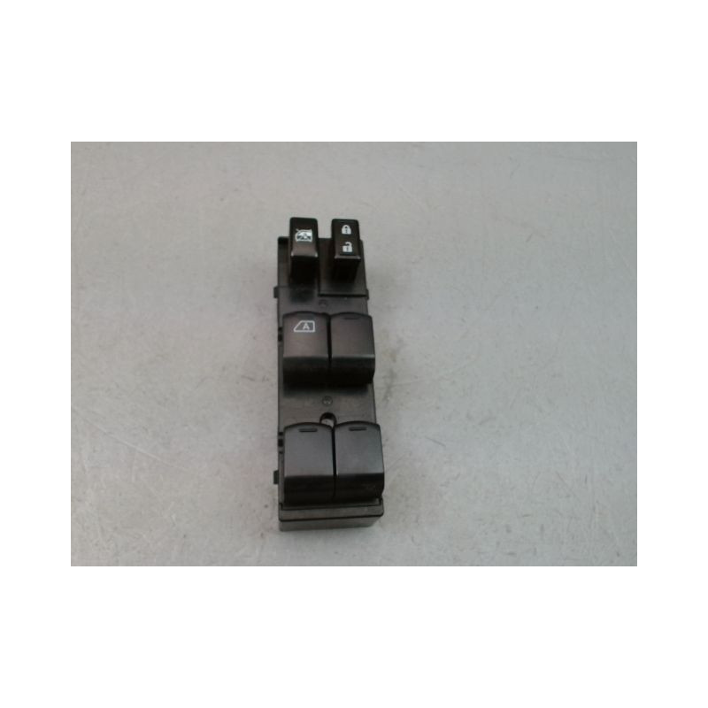 COMMANDE LEVE-GLACE PORTE AVG NISSAN NOTE