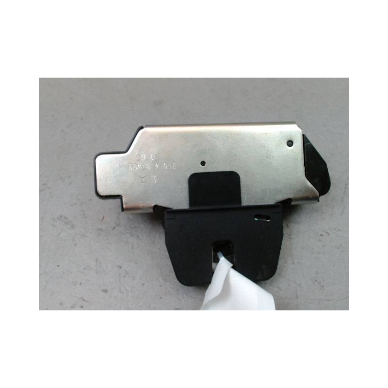 SERRURE HAYON  PEUGEOT 208 Phase 1 2012-...