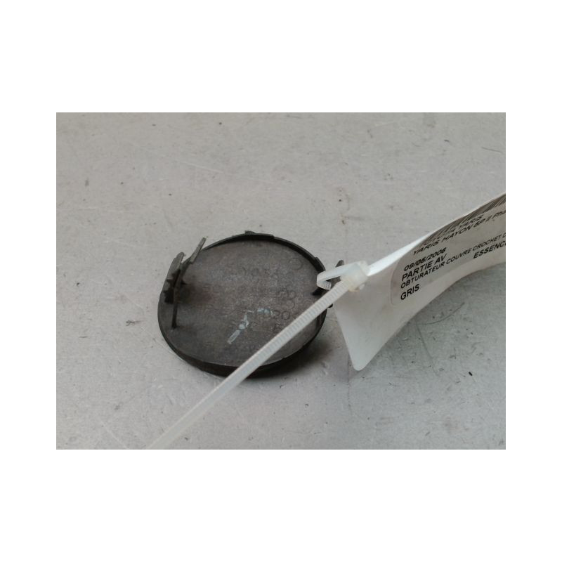 OBTURATEUR COUVRE CROCHET DE BOUCLIER AV TOYOTA YARIS II Phase 1 2005-2009