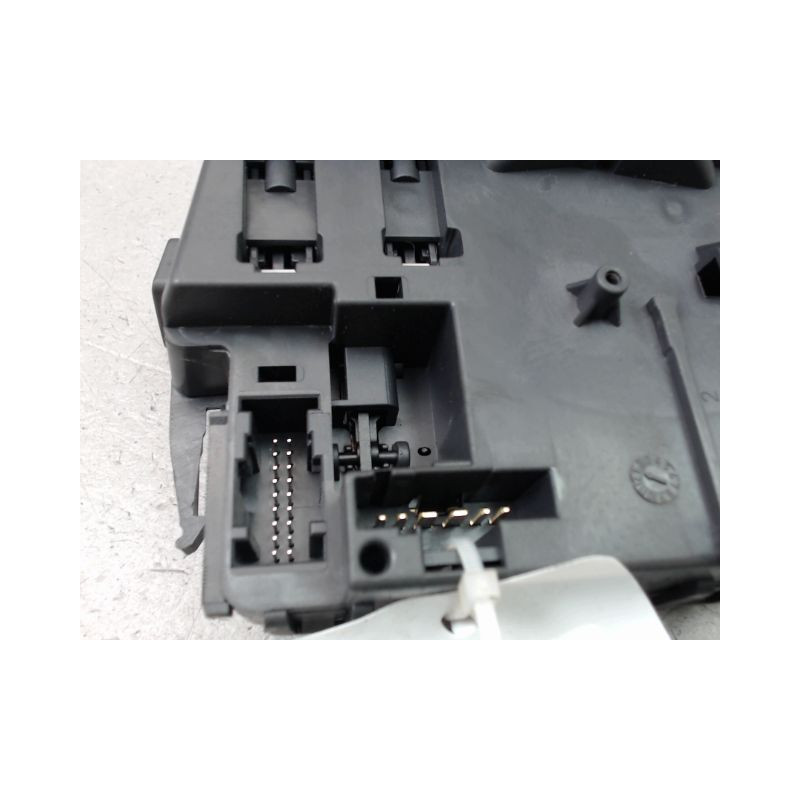 COMMANDE ESSUIE GLACE RENAULT CLIO III Phase 2 2009-2014
