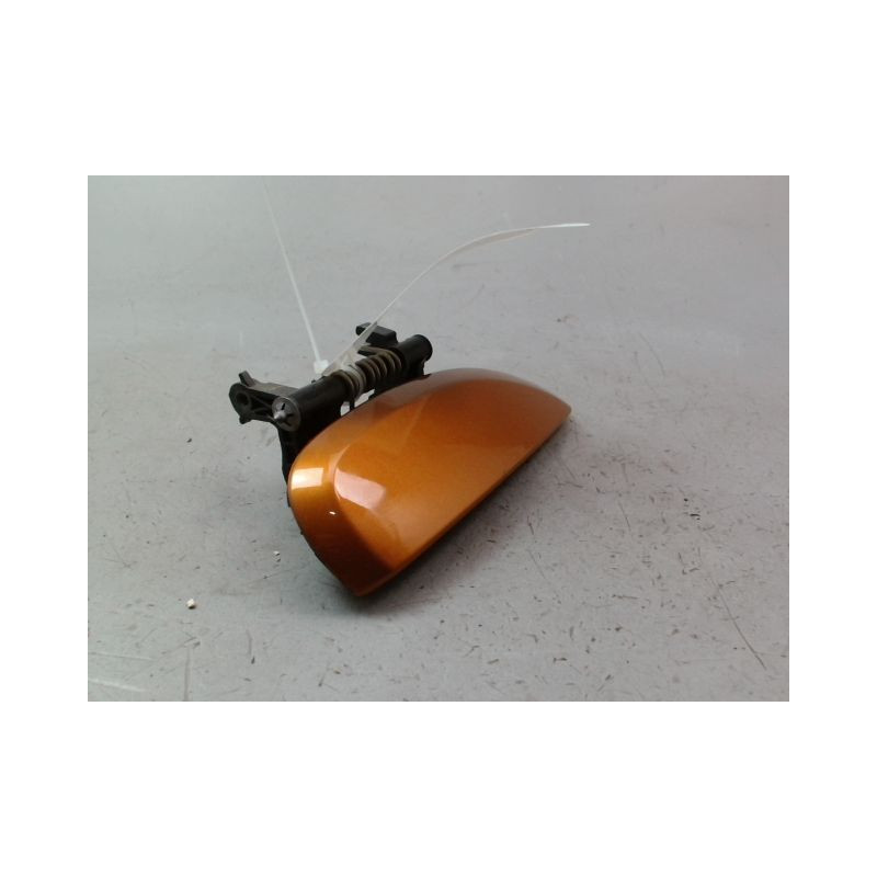 POIGNEE EXTERIEURE PORTE AVANT DROIT DACIA DUSTER 2010-