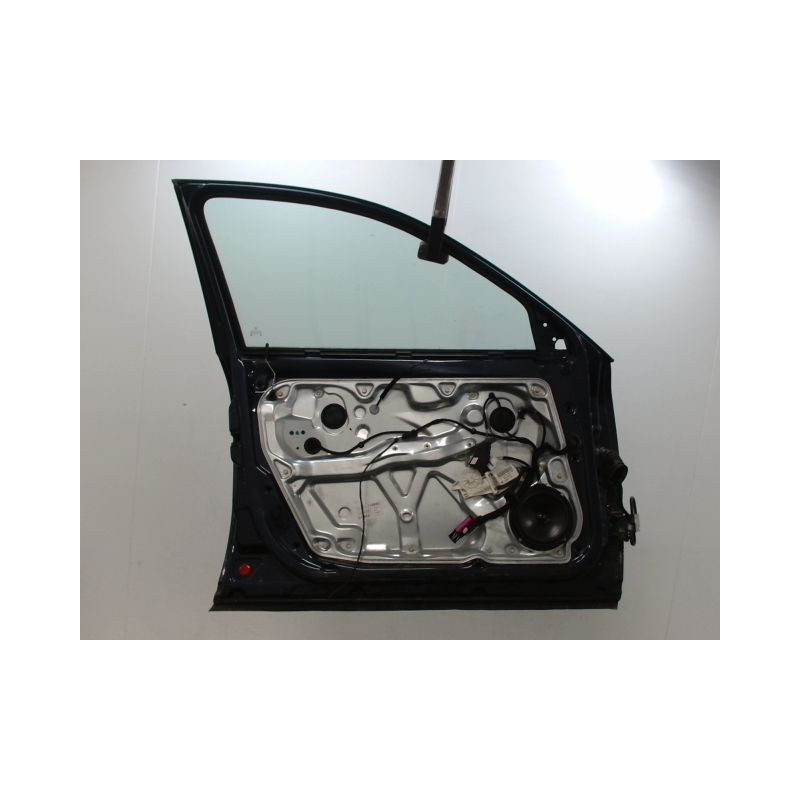 PORTE AVANT GAUCHE VOLKSWAGEN PASSAT BERL. IV Phase 1 (3B) 1996-2000