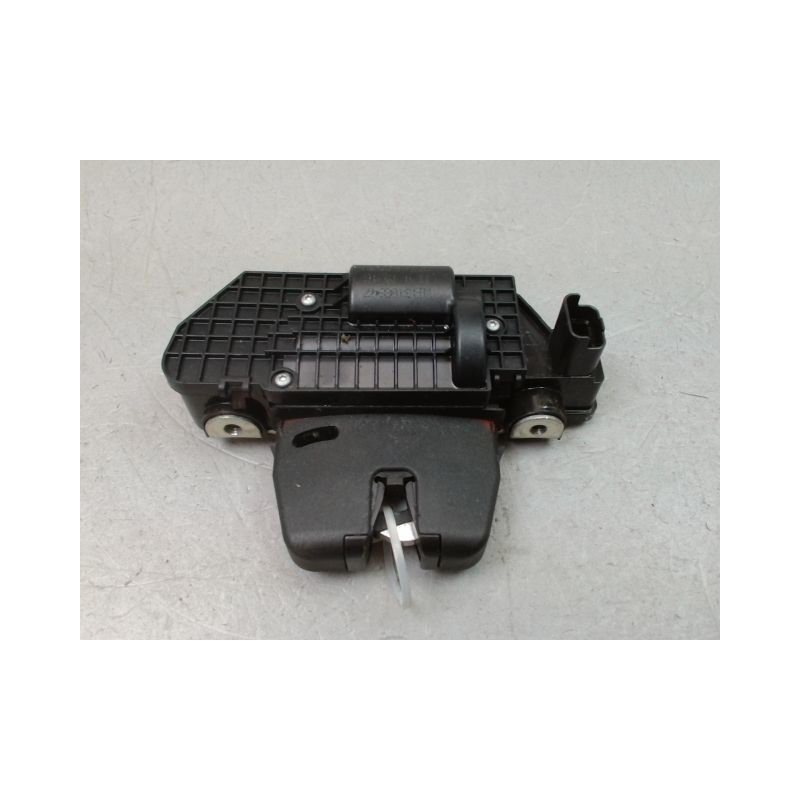 SERRURE HAYON  PEUGEOT 208 Phase 1 2012-...