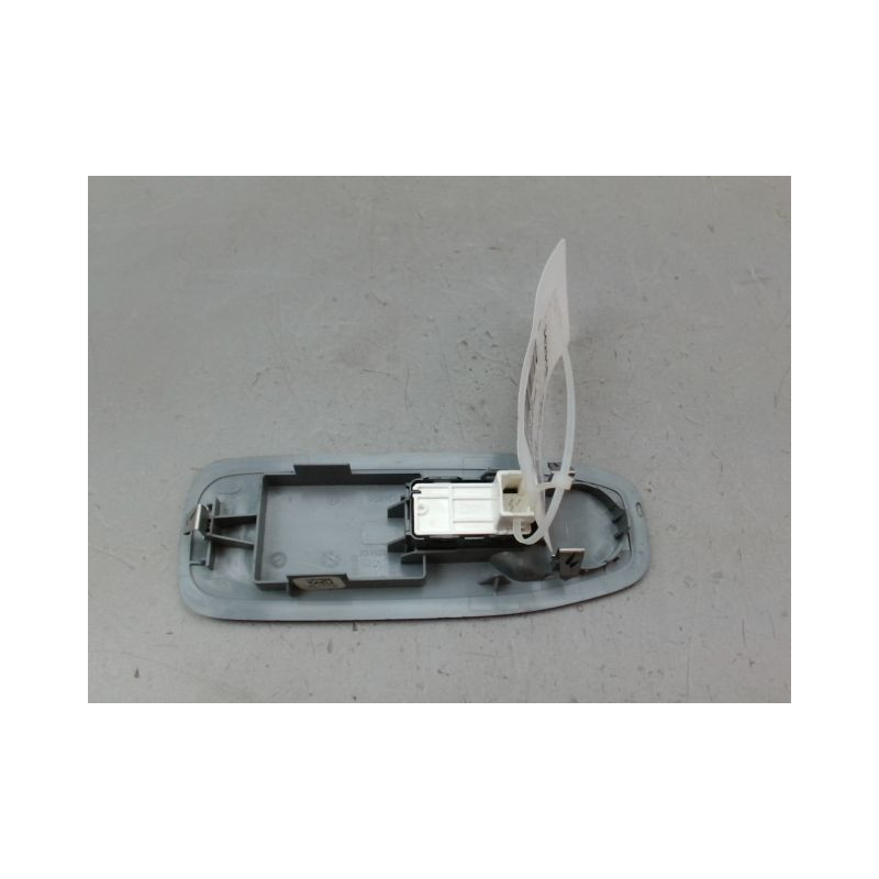 COMMANDE LEVE-GLACE PORTE AVD PEUGEOT 208 Phase 1 2012-...