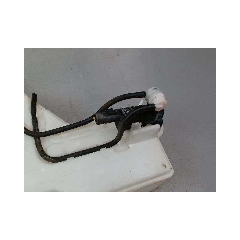 RESERVOIR LAVE-GLACE AVANT PEUGEOT 407 SW Phase 1 2004-2008