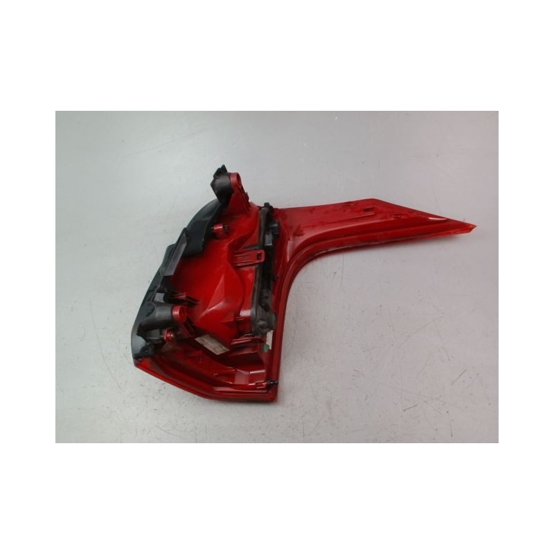 FEU ARRIERE GAUCHE  PEUGEOT 5008 MONOSP. I Phase 1 2009-2013