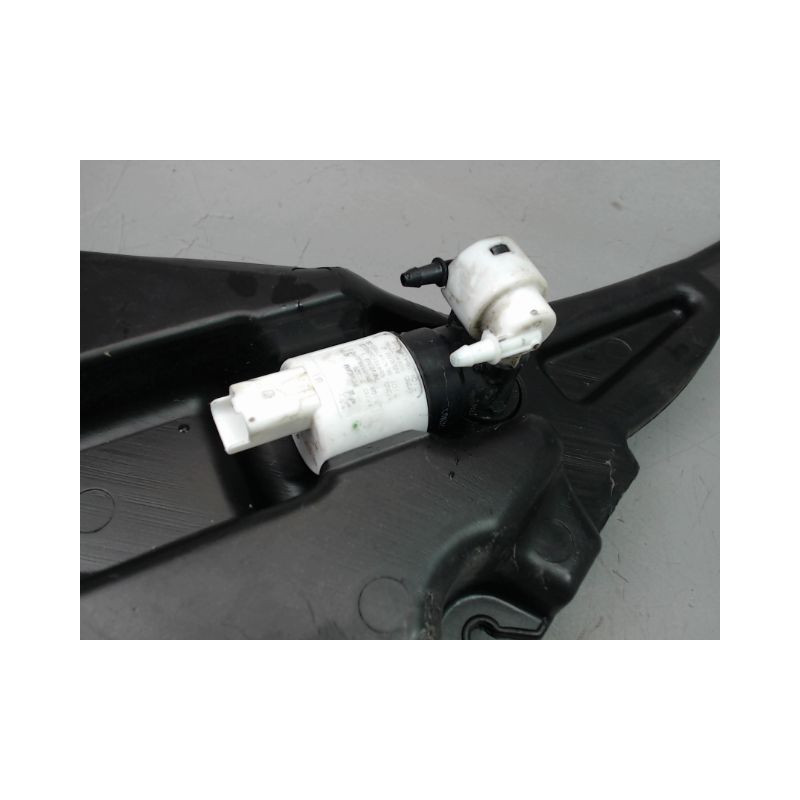 RESERVOIR LAVE-GLACE AVANT PEUGEOT 308 2011-
