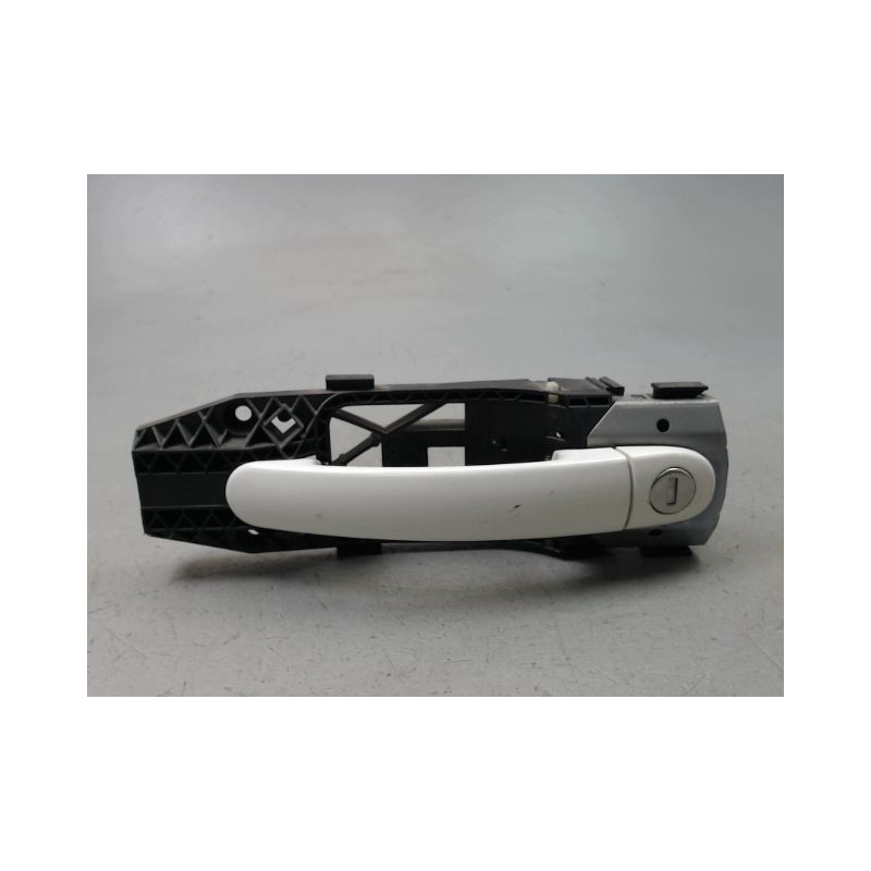 POIGNEE EXTERIEURE PORTE AVANT GAUCHE VOLKSWAGEN POLO V 2009-...