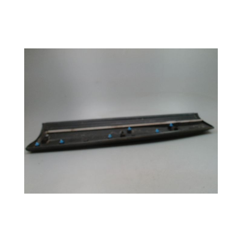 PROTECTION PORTE AVANT DROIT PEUGEOT 3008 2009-