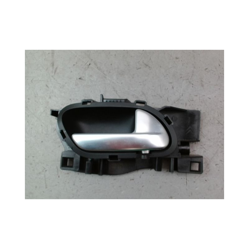POIGNEE INTERIEURE PORTE AVANT DROIT PEUGEOT 208 Phase 1 2012-...
