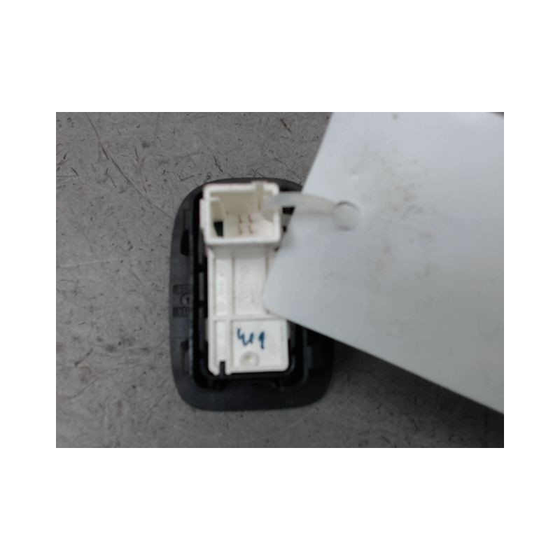 COMMANDE LEVE-GLACE PORTE ARD PEUGEOT 208 Phase 1 2012-...