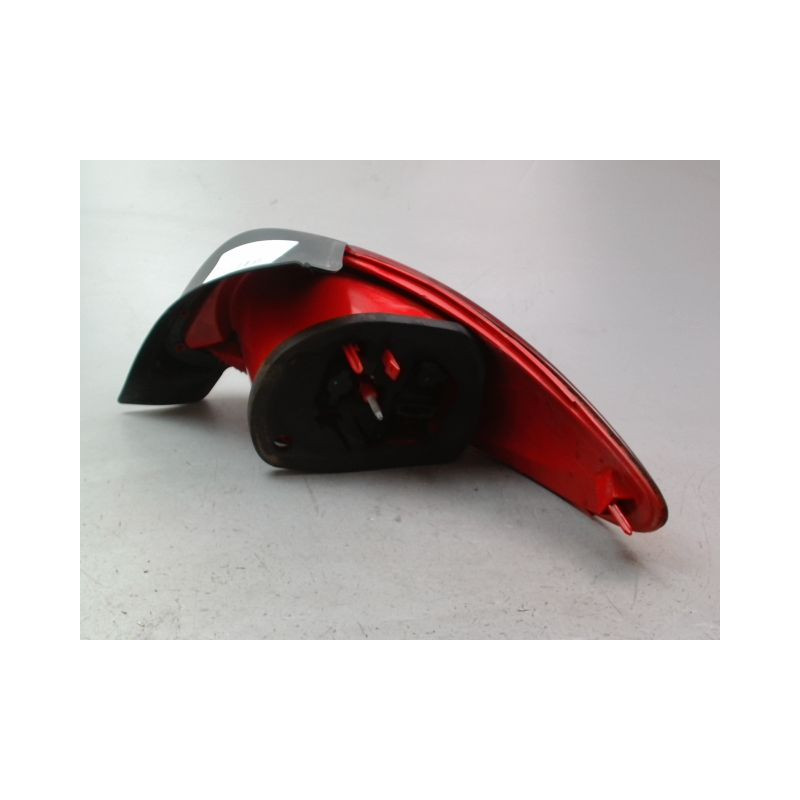 FEU ARRIERE GAUCHE  PEUGEOT 206 + 2009-2013