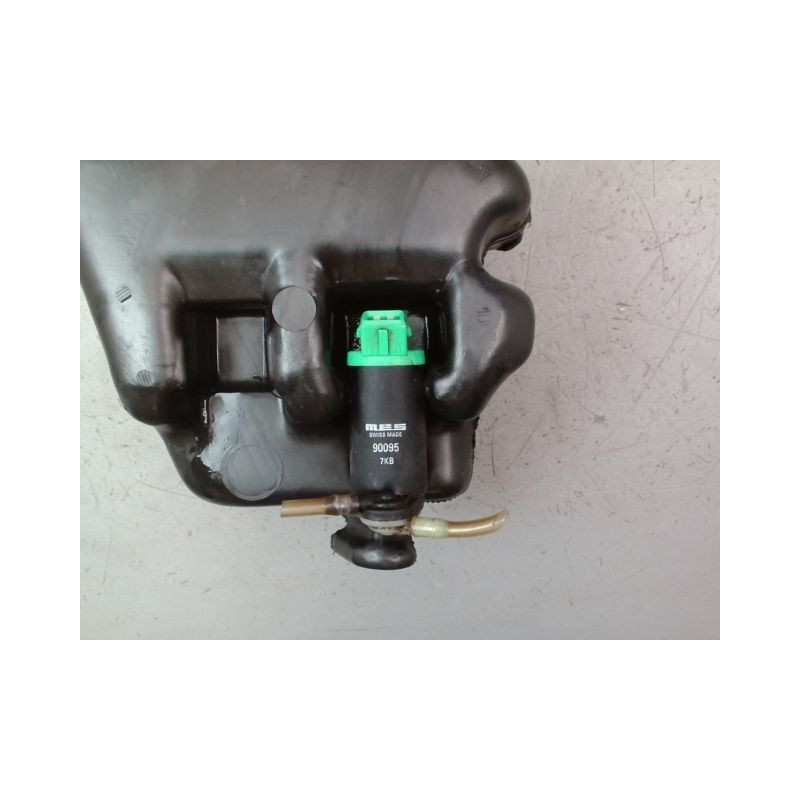 RESERVOIR LAVE-GLACE AVANT CITROEN SAXO Phase 1 1996-1999