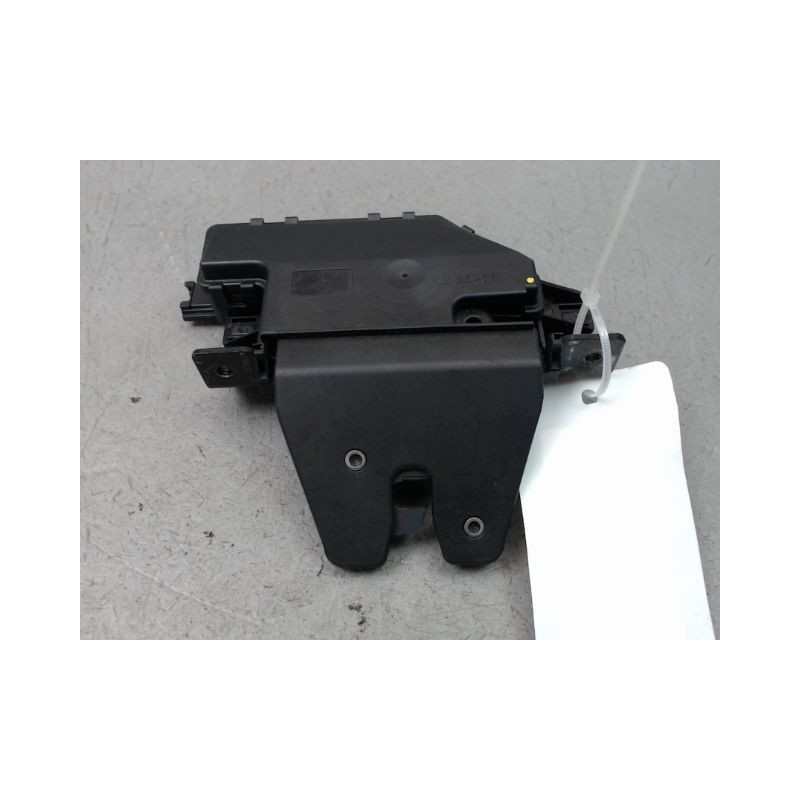 SERRURE COFFRE ARRIERE BMW SERIE 3 BERL. V Phase 2 (E90) 2008-2011