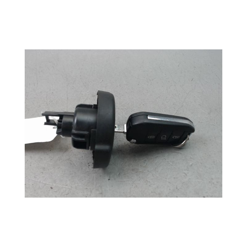 BOUCHON RESERVOIR A CARBURANT PEUGEOT 308 2011-