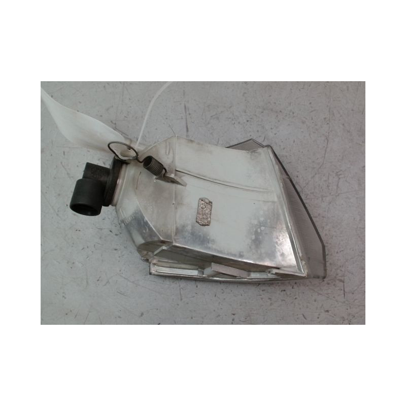 CLIGNOTANT GAUCHE PEUGEOT 106 Phase 1 1991-1996