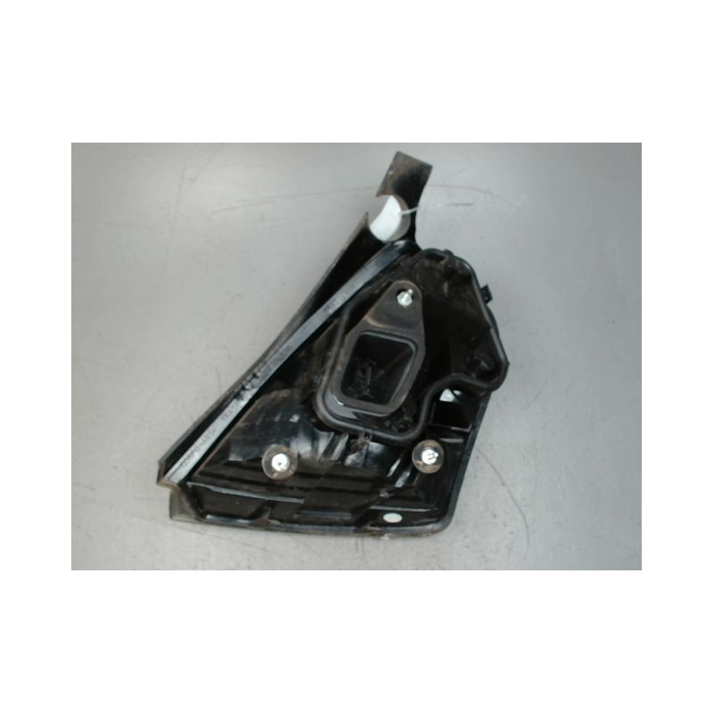 FEU ARRIERE GAUCHE  FIAT STILO 3P