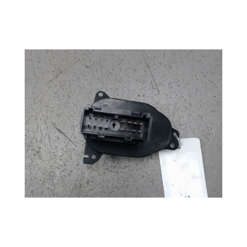 COMMANDE ECLAIRAGE FORD FOCUS 98-04