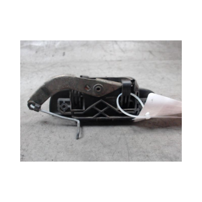 POIGNEE EXTERIEURE PORTE AVANT GAUCHE CITROEN SAXO 99-
