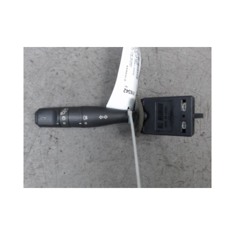 COMMANDE CLIGNOTANT CITROEN SAXO 99-