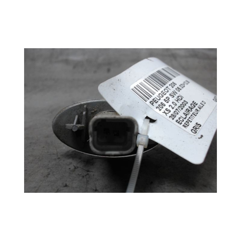REPETITEUR AILE DROIT PEUGEOT 206 SW 02-06
