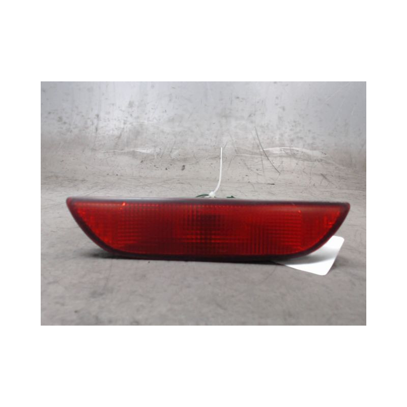 FEU BROUILLARD CENTRAL ARRIERE NISSAN NOTE